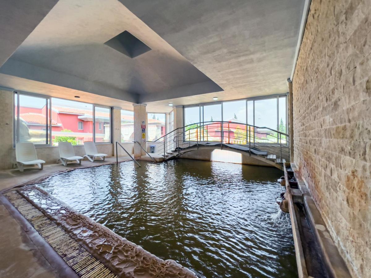 Spa Hotel Colossae Thermal Karahayit  Екстер'єр фото The indoor thermal pool